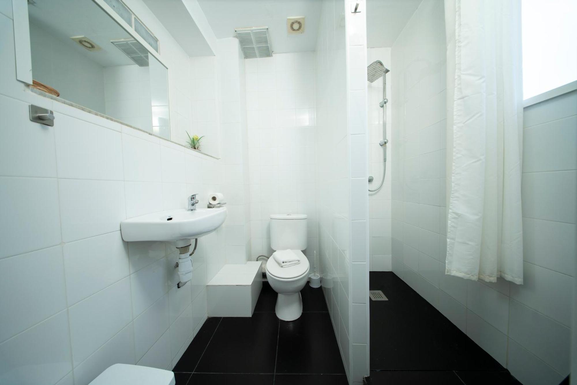 Wow Hostel ברצלונה מראה חיצוני תמונה