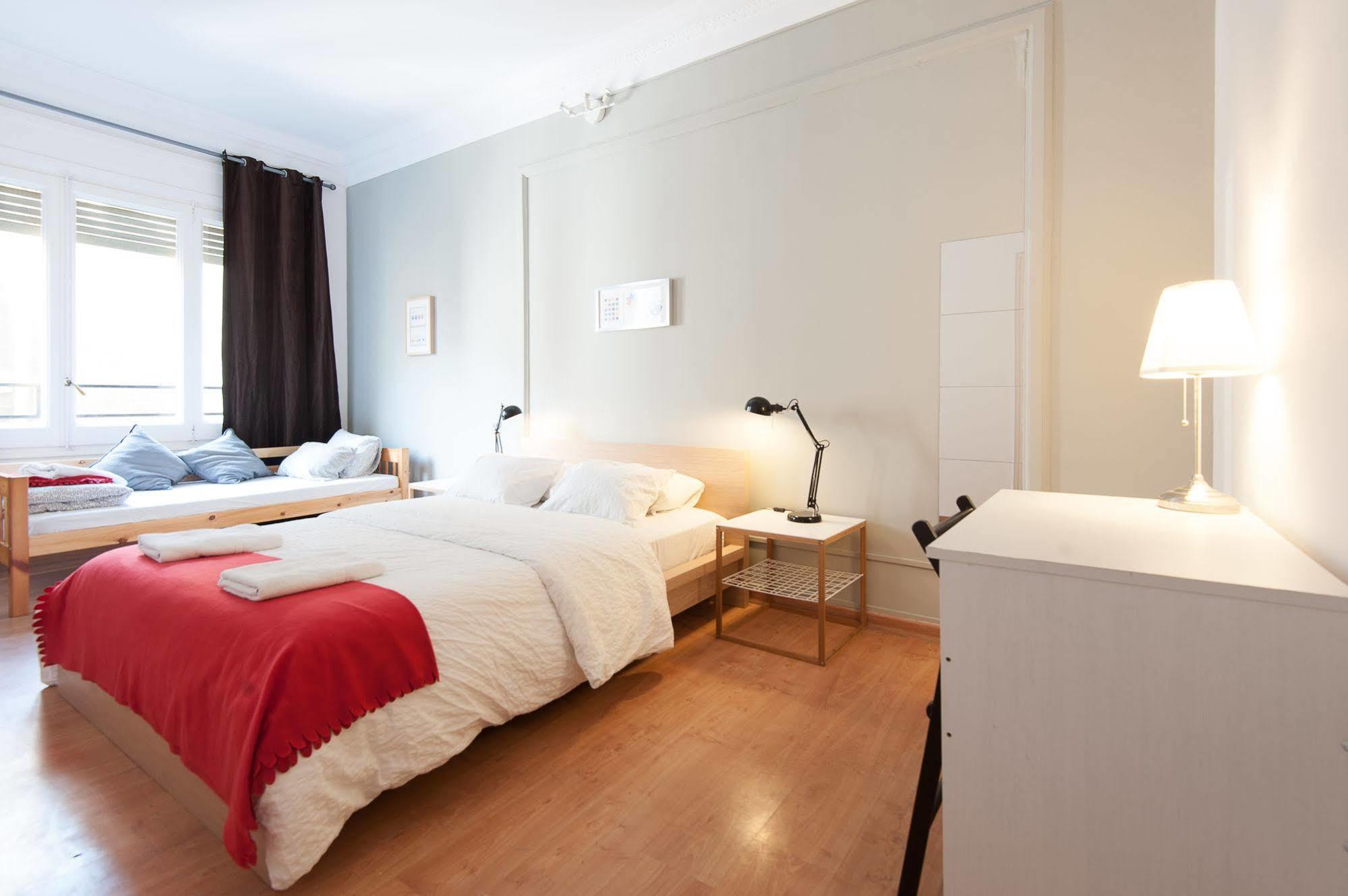 Wow Hostel ברצלונה מראה חיצוני תמונה