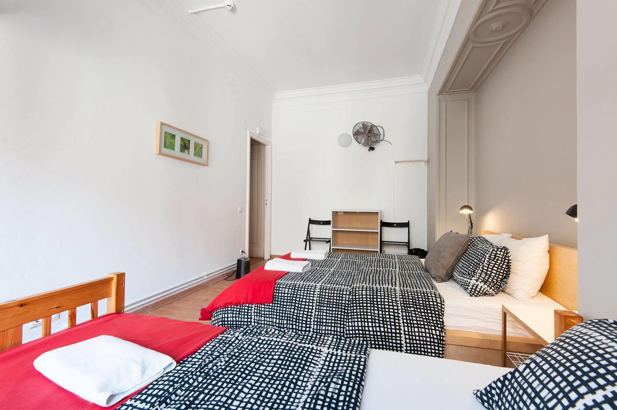 Wow Hostel ברצלונה מראה חיצוני תמונה